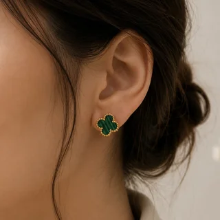 گوشواره میخی ونکلیف